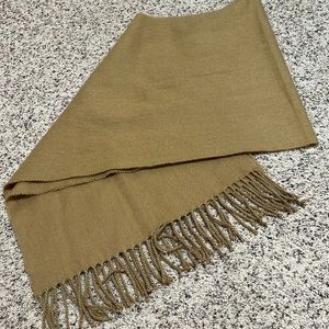 Beige cashmere scarf